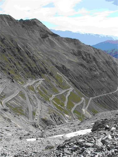 Non solo l'area di Passo Stelvio, ma anche la strada sarà valorizzata in collaborazione con le regioni confinanti