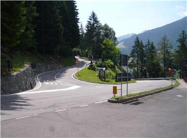 Proseguono i lavori di risanamento sulle strade in val Passiria e verso Passo Rombo