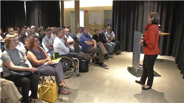 L'assessora Martha Stocker nel corso del suo intervento