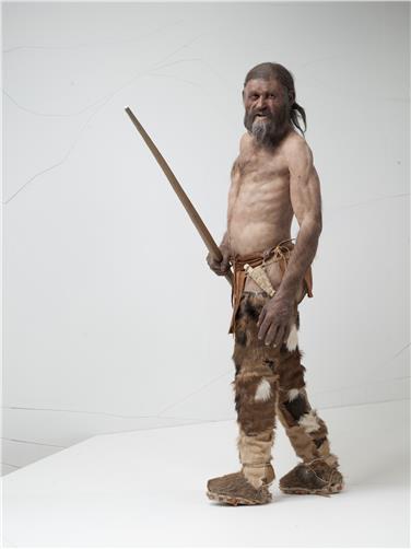 La ricostruzione "ufficiale" di Ötzi