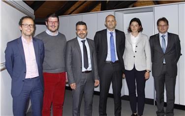 da sx a dx: Alexander Tauber, Martin Ausserdorfer, Joachim Dejaco, Gianpiero Strisciuglio, Gabriela Wieser e Lothar Agethle (nella foto manca Sandra Lando)