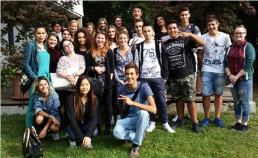 Gli studenti delle due scuole professionali che hanno preso parte al progetto di scambio linguistico