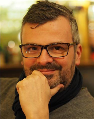 Il giornalista dello "Standard", Gianluca Wallisch parla di confini e migranti Foto: Christina Schwab Andics