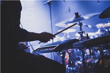 Giovani musicisti, e, novità, anche under 35, dal 2 dicembre possono iscriversi all'edizione 2017 della piattaforma musicale euroregionale (Foto: Lineematiche)