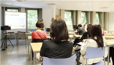 Oltre 1 milione di Euro dalla Giunta provinciale per la formazione e l'aggiornamento del personale provinciale nel 2017 (Foto: USP/R.Mayr)