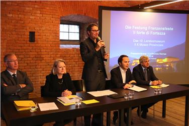 La presentazione del concetto di fondo del futuro decimo museo provinciale a Fortezza (Foto USP/Dejaco)