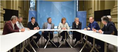 L’assessora Martha Stocker ha illustrato oggi pomeriggio ai presidenti dei Comprensori le linee guida per l’accoglienza dei richiedenti asilo nei Comuni