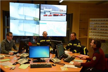 Centrale operativa della Protezione Civile in viale Druso a Bolzano coordina operazioni di intervento per l'Abruzzo (Foto: USP/AgenziaProteziioneCivile/VF)