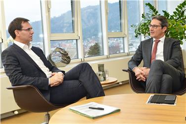 I due presidenti a colloquio: Arno Kompatscher e Markus Wallner (Foto VLK/A. Serra)