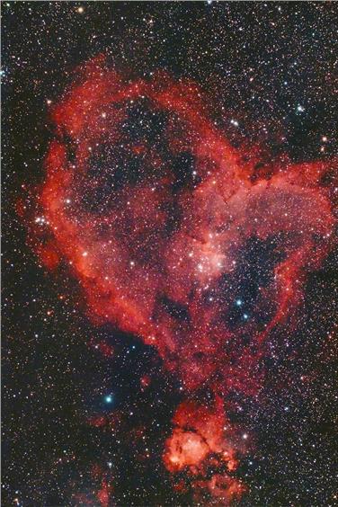 La nebulosa del cuore di Hunter Wilson (modificata da David Gruber)
