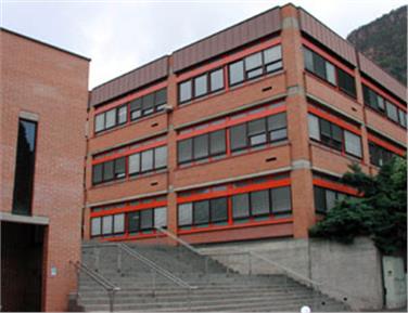 La sede della Scuola professionale "Luigi Einaudi" di Bolzano