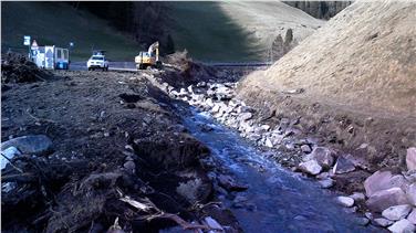 I lavori di messa in sicurezza degli argini del Rio Aurino nel tratto sopra la miniera a Predoi dureranno circa quattro mesi (Foto: USP/Agenzia Protezione Civile)