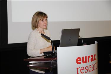 L'assessora Deeg durante il suo intervento (Foto rm)