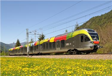 Nel mese di agosto treni aggiuntivi lungo la linea ferroviaria della Val Pusteria (Foto USP)