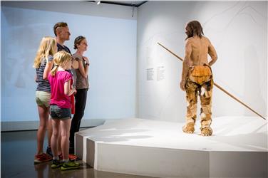 Aperto anche a ferragosto: il museo archeologico di Bolzano (Foto Museo archeologico dell'Alto Adige)
