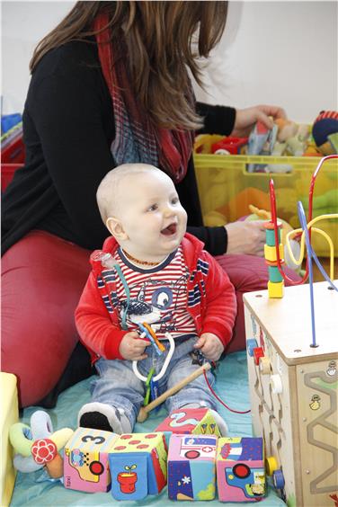 La Giunta provinciale ha stanziato 600mila euro per le microstrutture per l'assistenza alla prima infanzia presso gli ospedali di Bolzano, Merano, Bressanone e Brunico (Foto USP/jw)