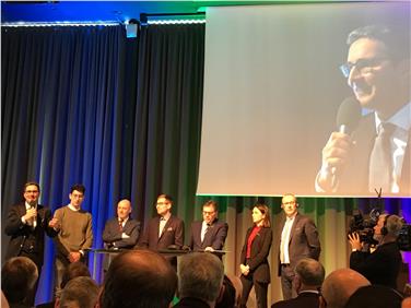Arno Kompatscher durante il passaggio di consegne alla presidenza di EUSALP